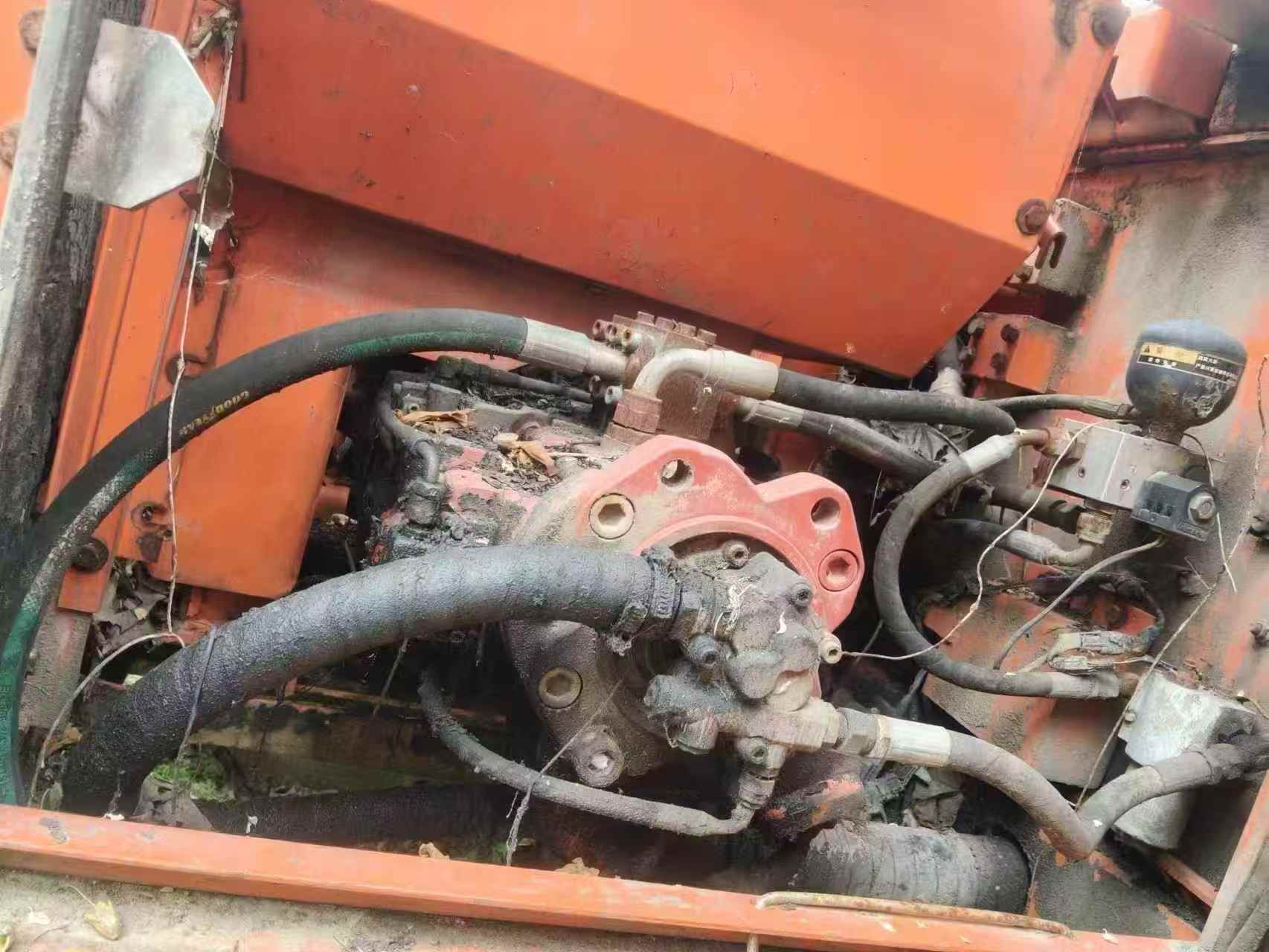 Buy Doosan DH220-7 Used Excavator / 5