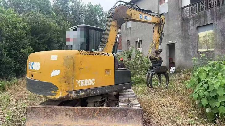 Buy XCMG XE75C Used Excavator / 1