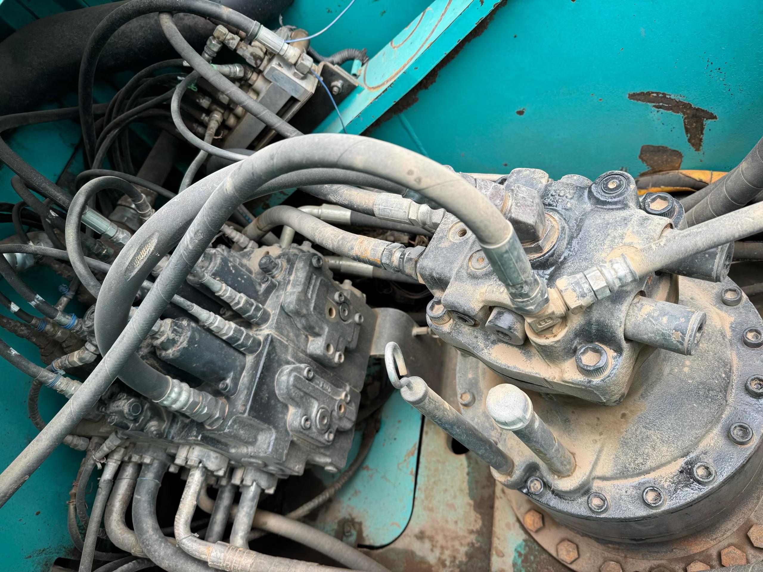 Buy Kobelco SK260 Used Excavator / 7