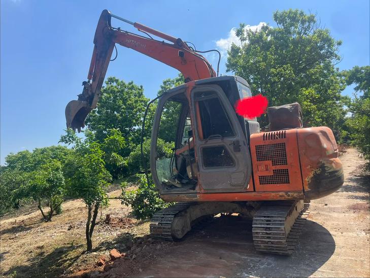 Buy Hitachi ZX60 Used Excavator / 1