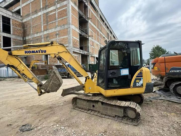 Buy Komatsu PC56-7 Used Excavator / 1