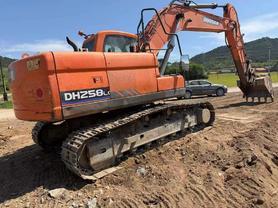 Buy Doosan DX18 Used Excavator / 2 Buy Doosan DX18 Used Excavator / 2