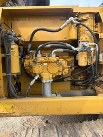Buy Caterpillar 323D2L Used Excavator / 6 Buy Caterpillar 323D2L Used Excavator / 6