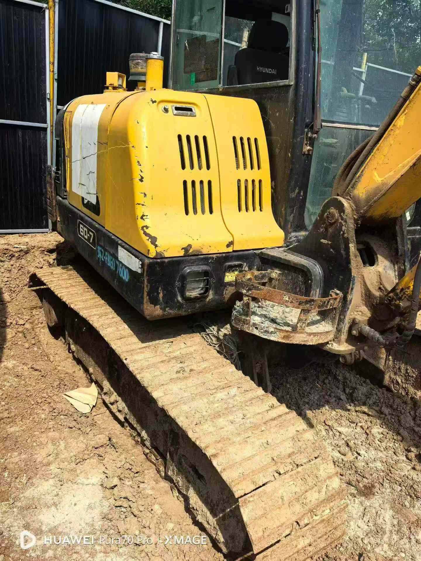 Buy Hyundai HX60 Used Excavator / 2
