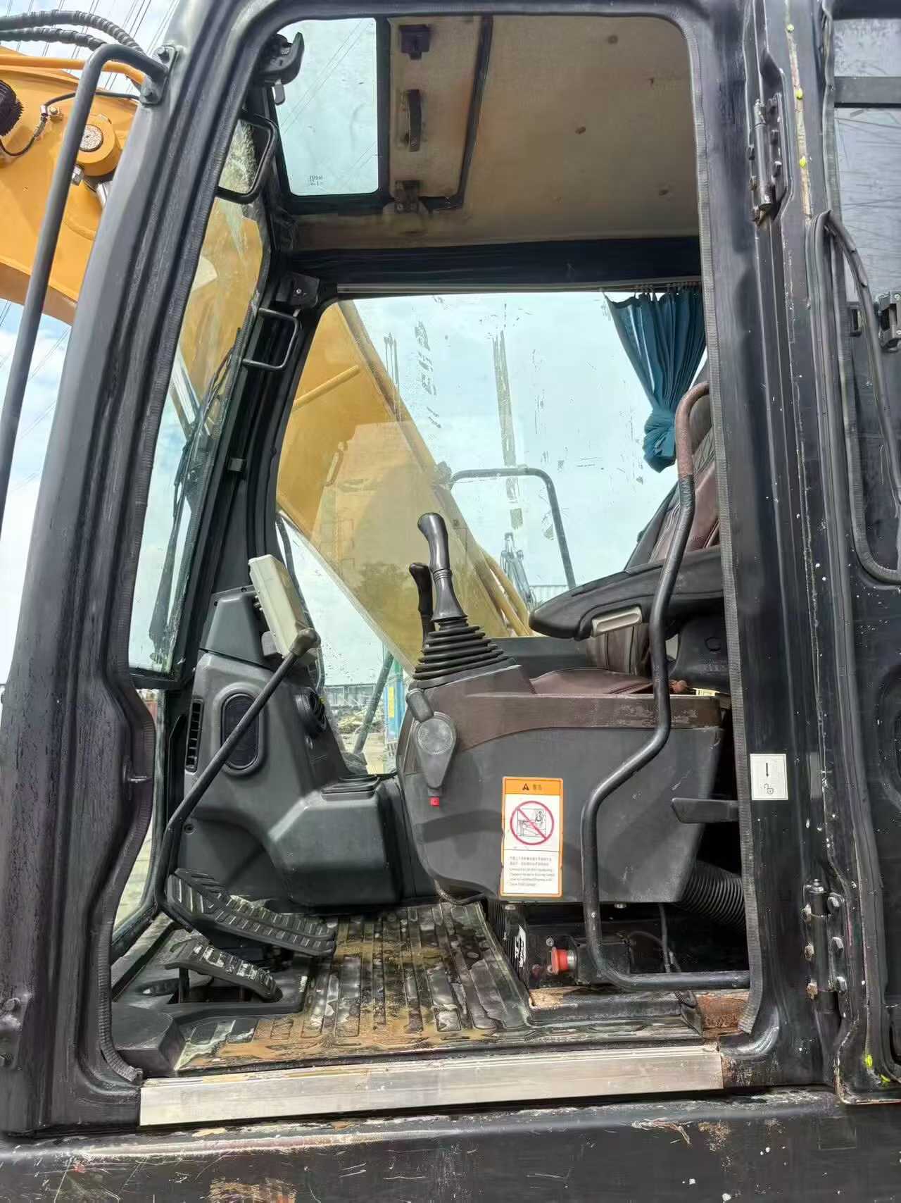 Buy Sany SY125C Used Excavator / 4