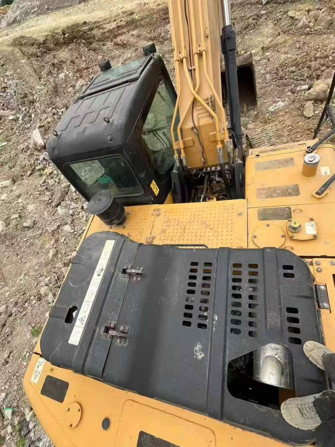 Buy Sany SY215C-8 Used Excavator / 5