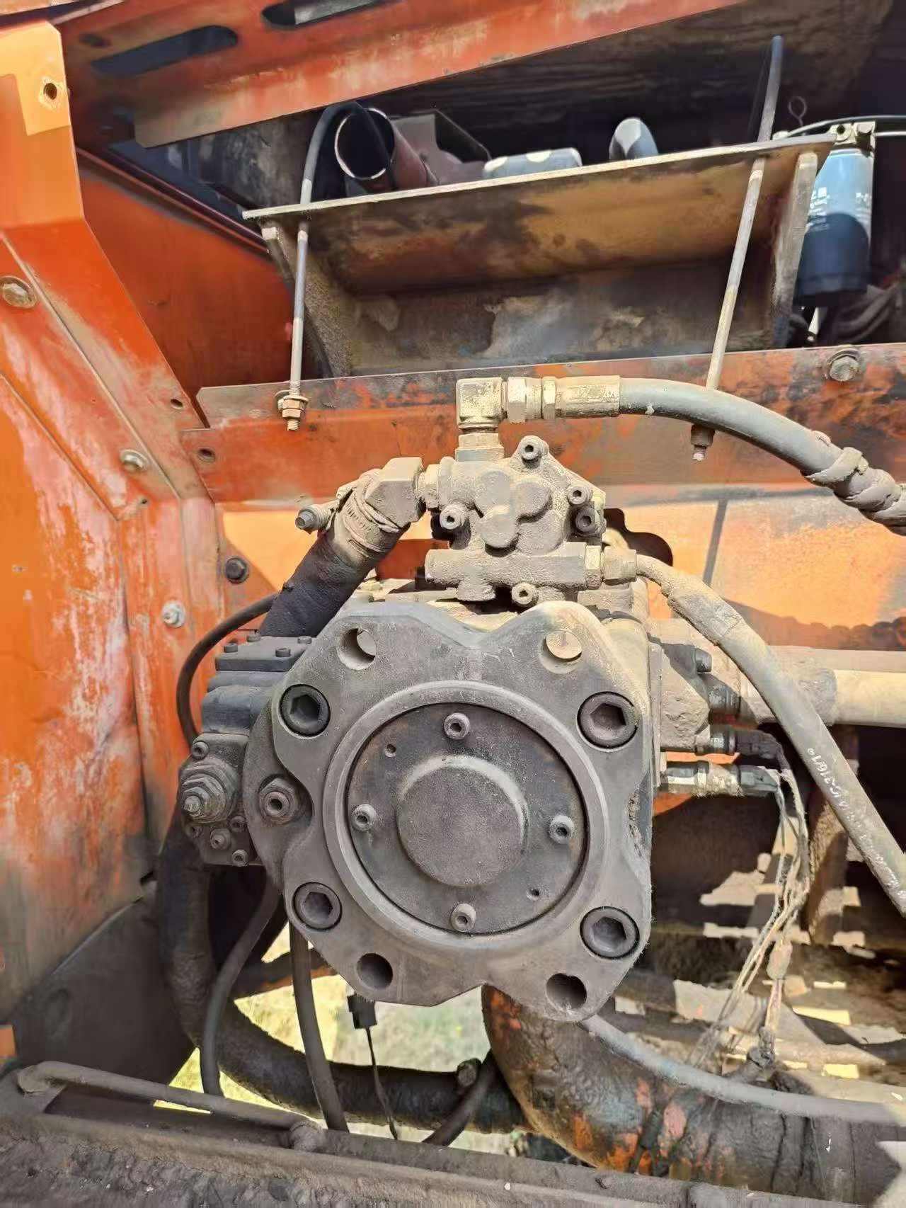Buy Doosan DX260LC Used Excavator / 5