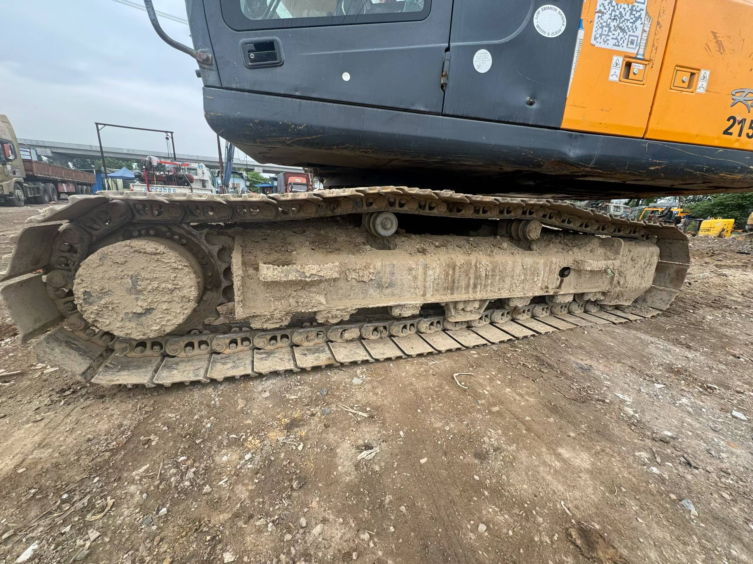 Buy Hyundai R215-7 Used Excavator / 8