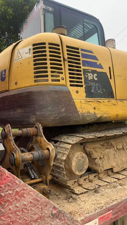 Buy Komatsu PC56-7 Used Excavator / 1