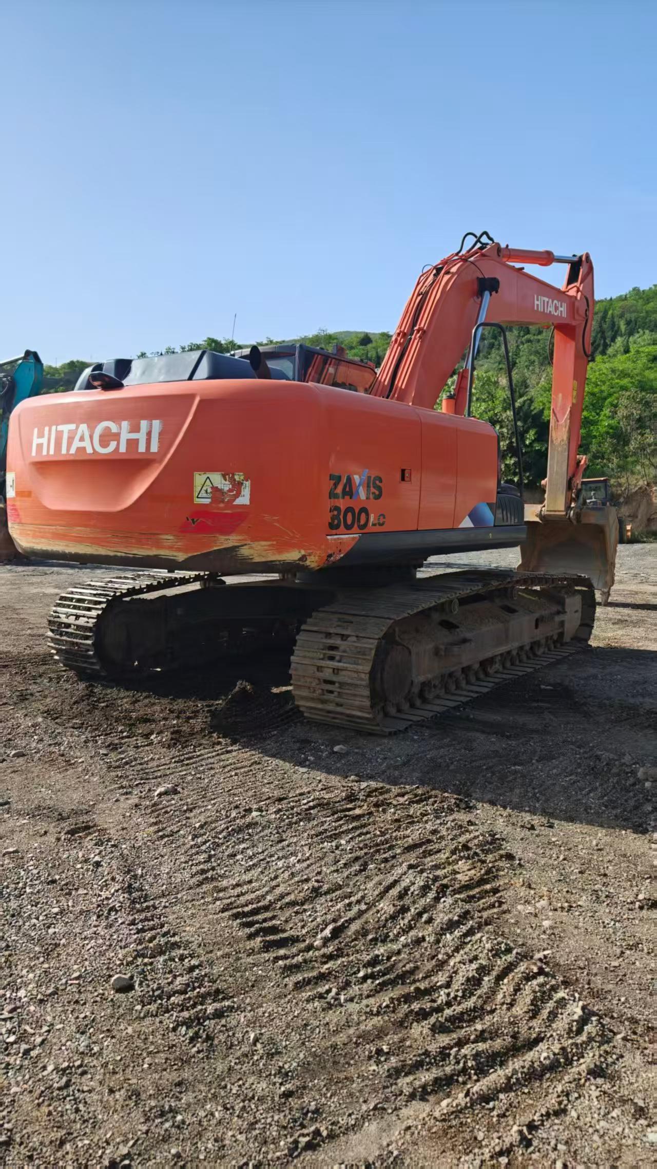 Buy Hitachi ZW250 Used Excavator / 4 Buy Hitachi ZW250 Used Excavator / 4