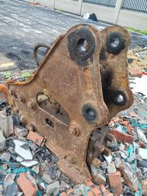 Buy Hyundai R215VS Used Excavator / 9 Buy Hyundai R215VS Used Excavator / 9