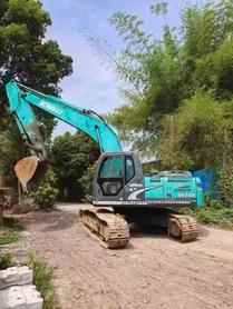 Buy Kobelco SK210 Used Excavator / 2 Buy Kobelco SK210 Used Excavator / 2