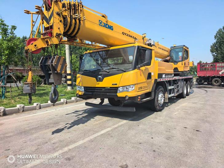 Buy XCMG 25K5A Used Crane / 1