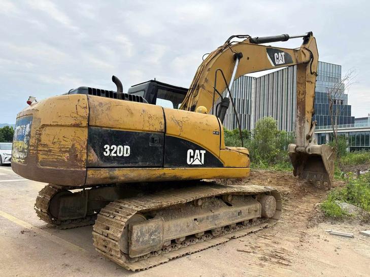 Buy Caterpillar 320D Used Excavator / 1