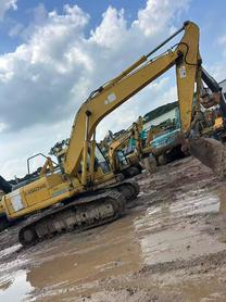 Buy Komatsu PC200-7 Used Excavator / 3 Buy Komatsu PC200-7 Used Excavator / 3