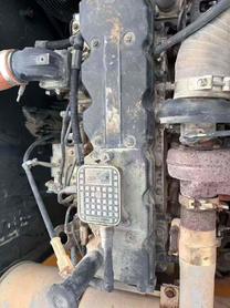 Buy Hyundai R215-7 Used Excavator / 4 Buy Hyundai R215-7 Used Excavator / 4