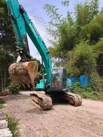 Buy Kobelco SK210 Used Excavator / 3 Buy Kobelco SK210 Used Excavator / 3