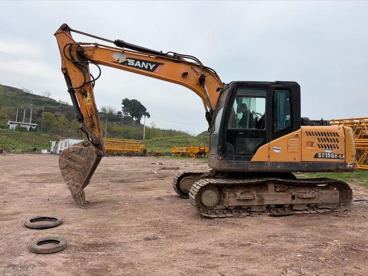 Buy Sany SY135 Used Excavator / 1