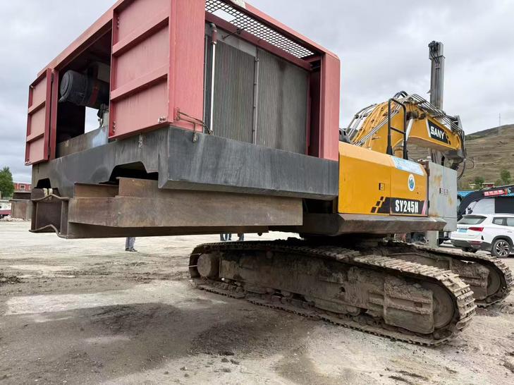 Buy Sany SY245H Used Excavator / 1