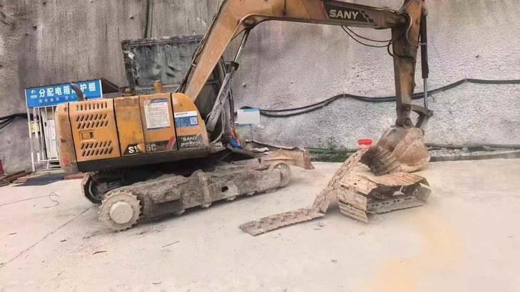 Buy Sany SY75 Used Excavator / 1