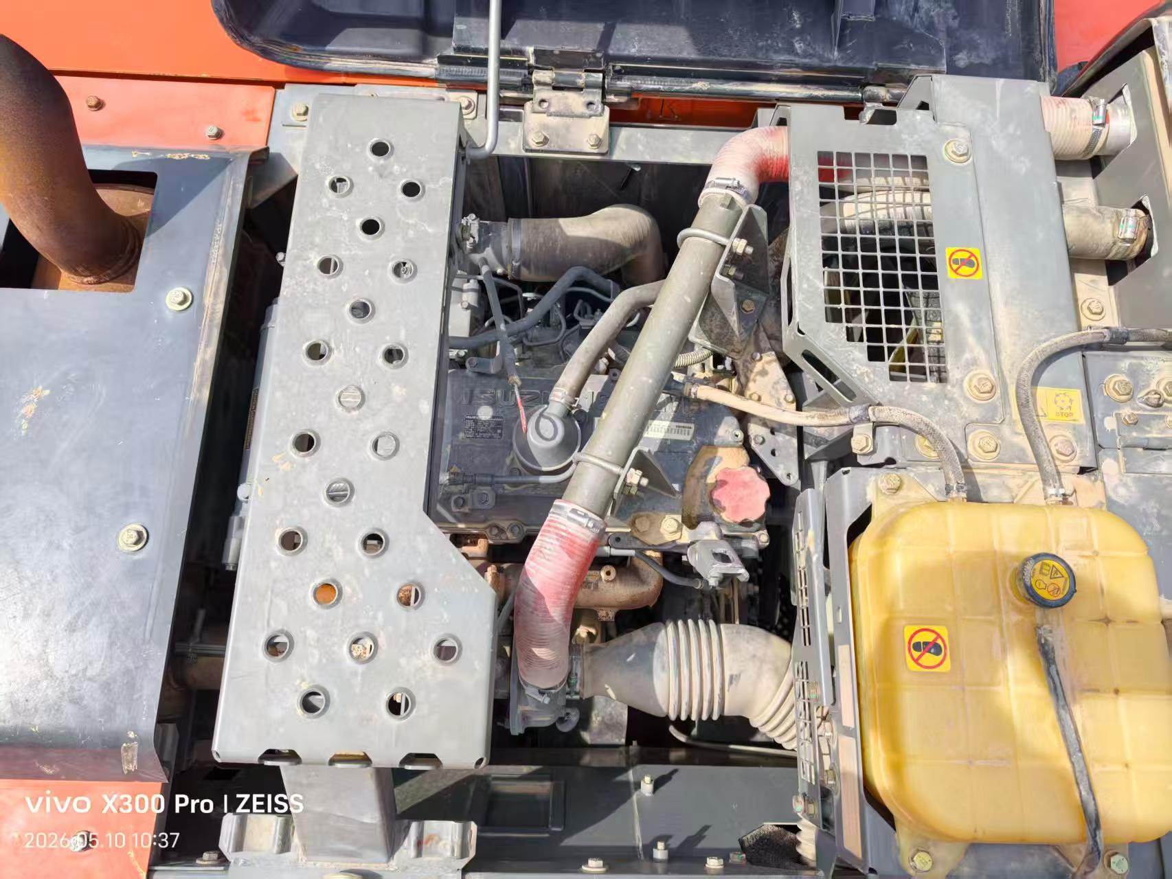 Buy Hitachi ZW250 Used Excavator / 8 Buy Hitachi ZW250 Used Excavator / 8