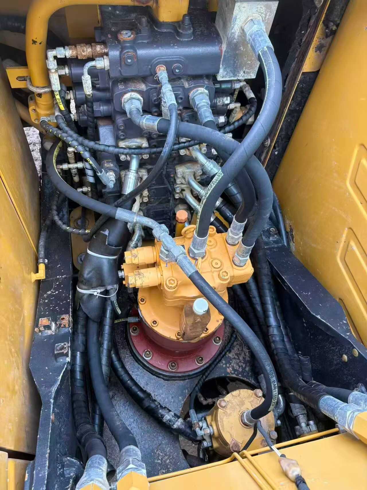 Buy Sany SY125C Used Excavator / 6