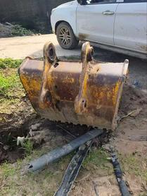 Buy XCMG XE215 Used Excavator / 4 Buy XCMG XE215 Used Excavator / 4