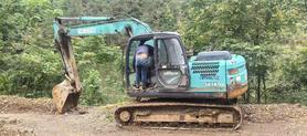 Buy Kobelco SK140 Used Excavator / 3 Buy Kobelco SK140 Used Excavator / 3