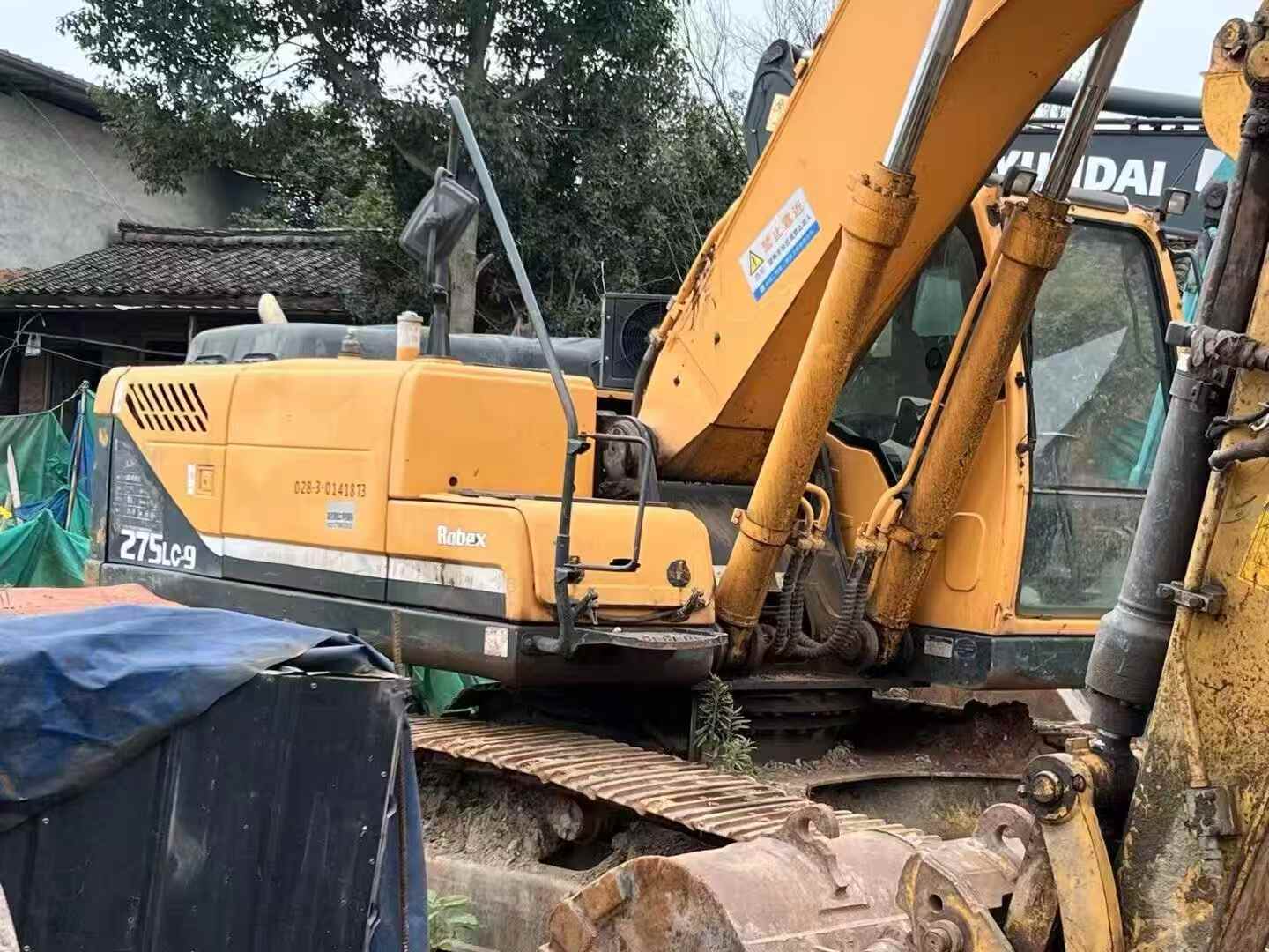 Buy Hyundai R225-7 Used Excavator / 4