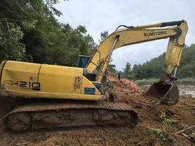 Buy Sumitomo SH210-5 Used Excavator / 3 Buy Sumitomo SH210-5 Used Excavator / 3