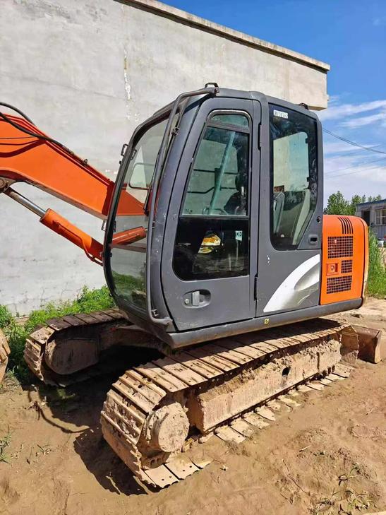 Buy Hitachi ZX70-5A Used Excavator / 1