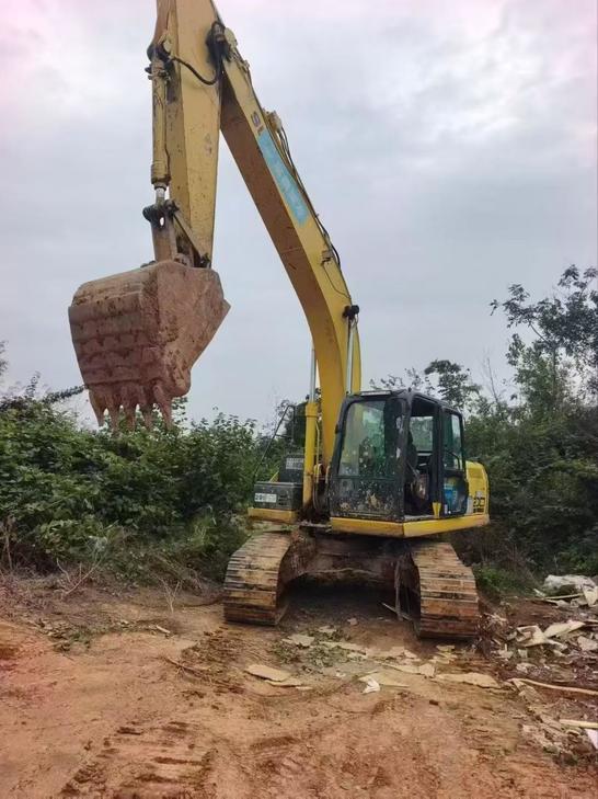 Buy Sumitomo SH200-5 Used Excavator / 1