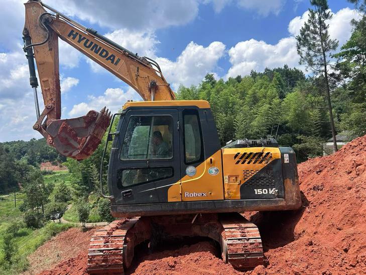 Buy Hyundai 110LVS Used Excavator / 1