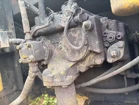 Buy Caterpillar 320D Used Excavator / 2 Buy Caterpillar 320D Used Excavator / 2