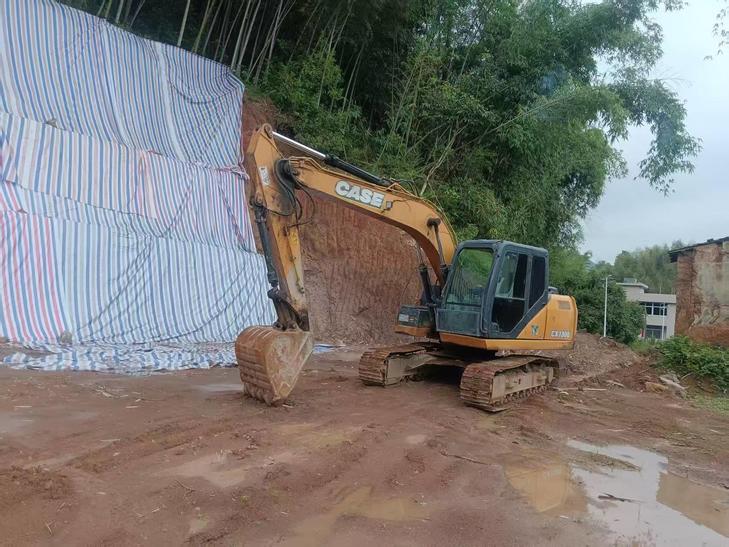 Buy Case CX130 Used Excavator / 1