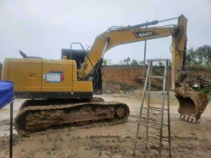 Buy Sany SY135 Used Excavator / 1