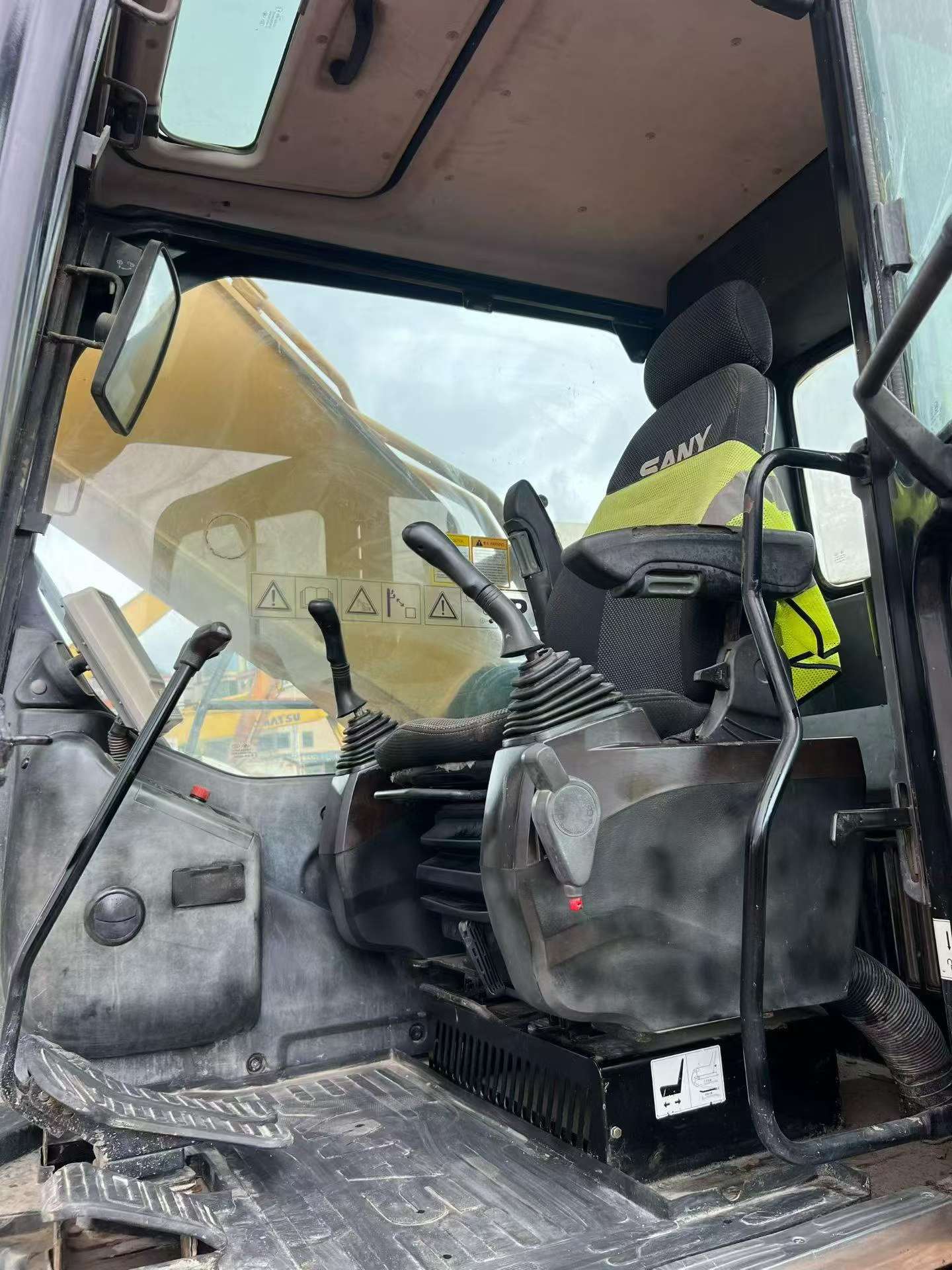 Buy Sany SY195C-9 Used Excavator / 3
