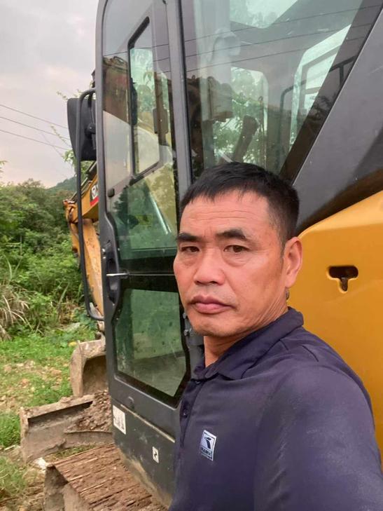 Buy XCMG XE60 Used Excavator / 1