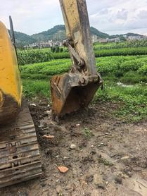 Buy Komatsu PC200-6 Used Excavator / 7 Buy Komatsu PC200-6 Used Excavator / 7