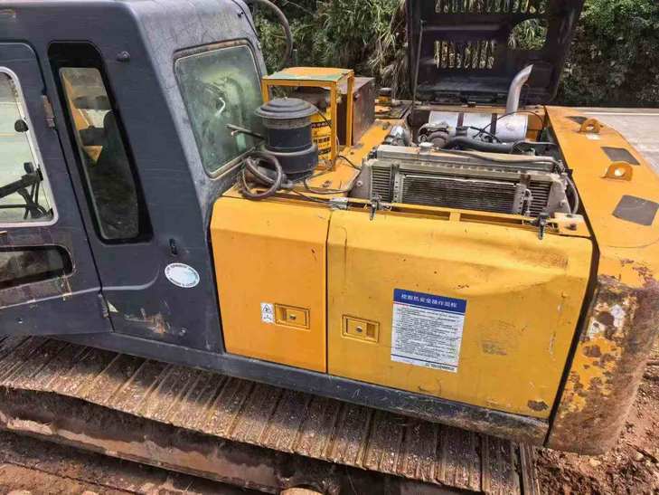 Buy Hyundai R225-7 Used Excavator / 1
