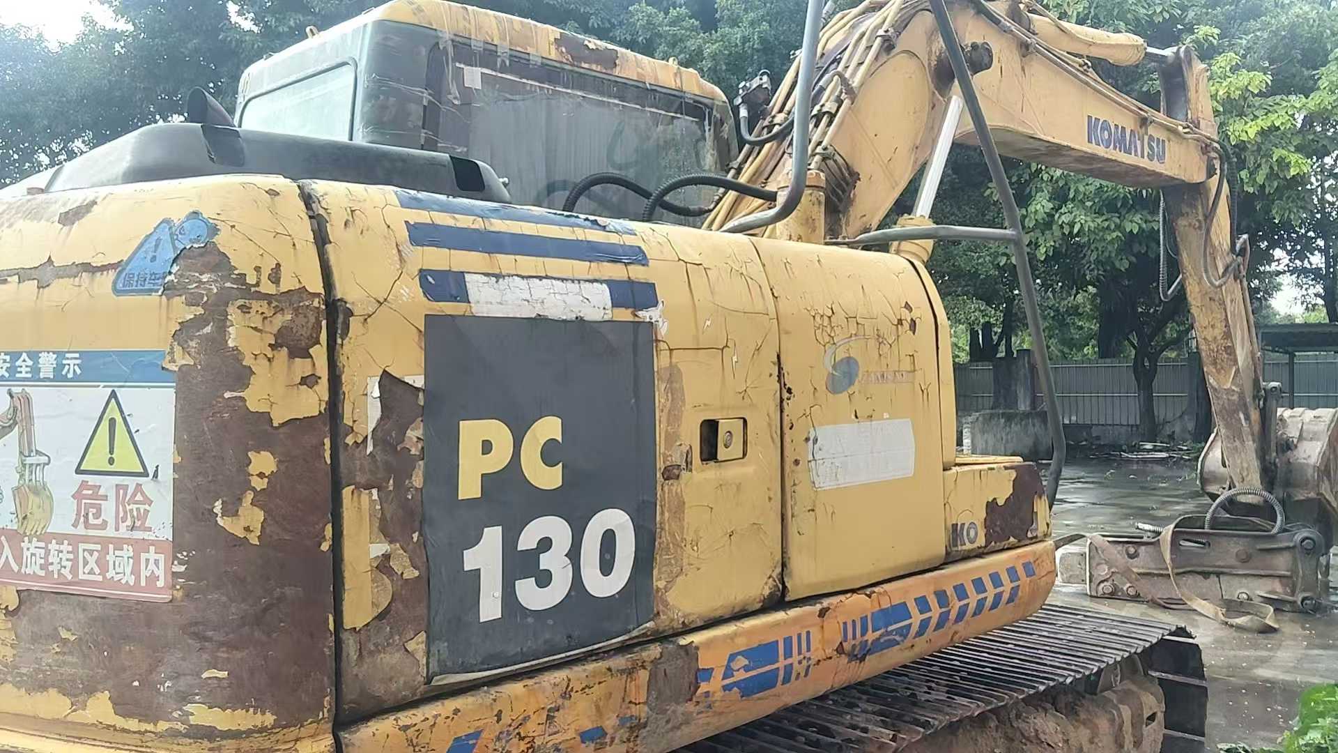 Buy Komatsu PC130-7 Used Excavator / 2