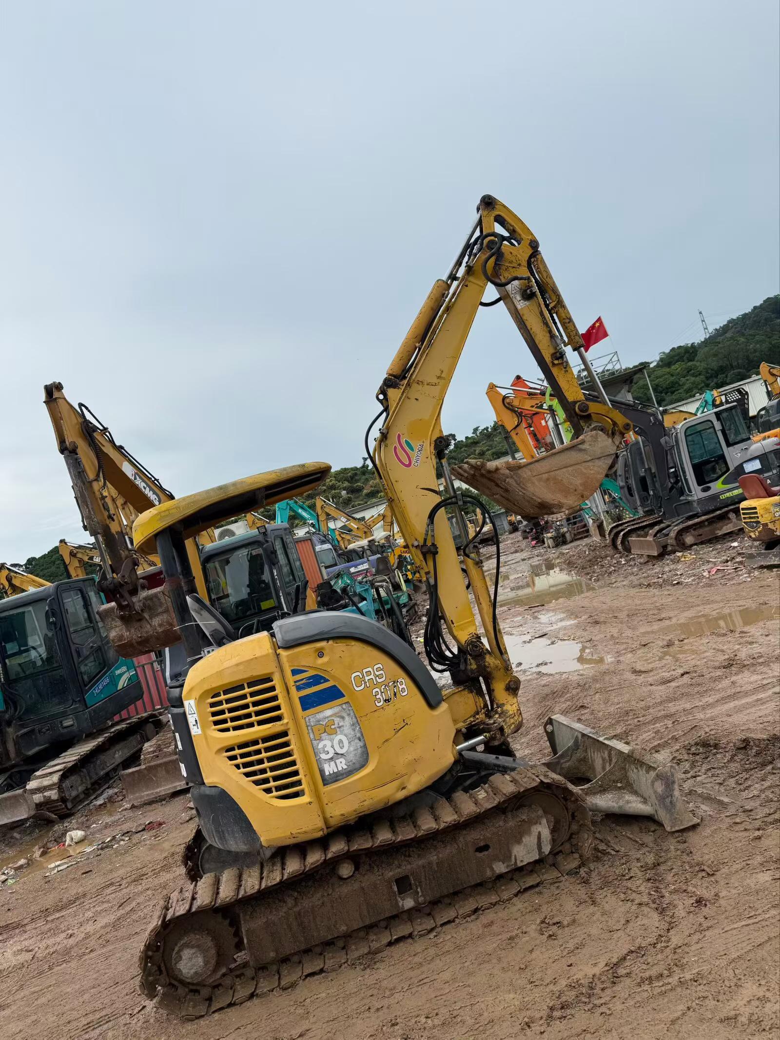 Buy Komatsu PC30MR-2 Used Excavator / 2