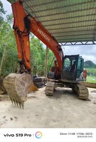 Buy Hitachi EX130 Used Excavator / 3 Buy Hitachi EX130 Used Excavator / 3