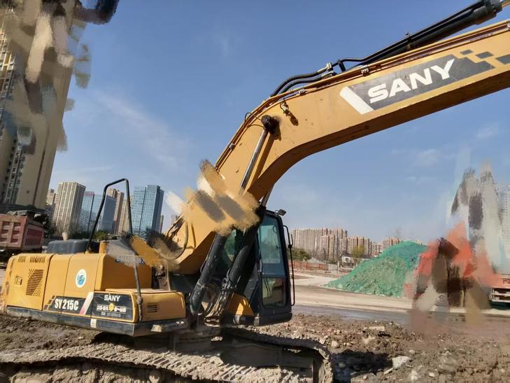Buy Sany SY215C Used Excavator / 1