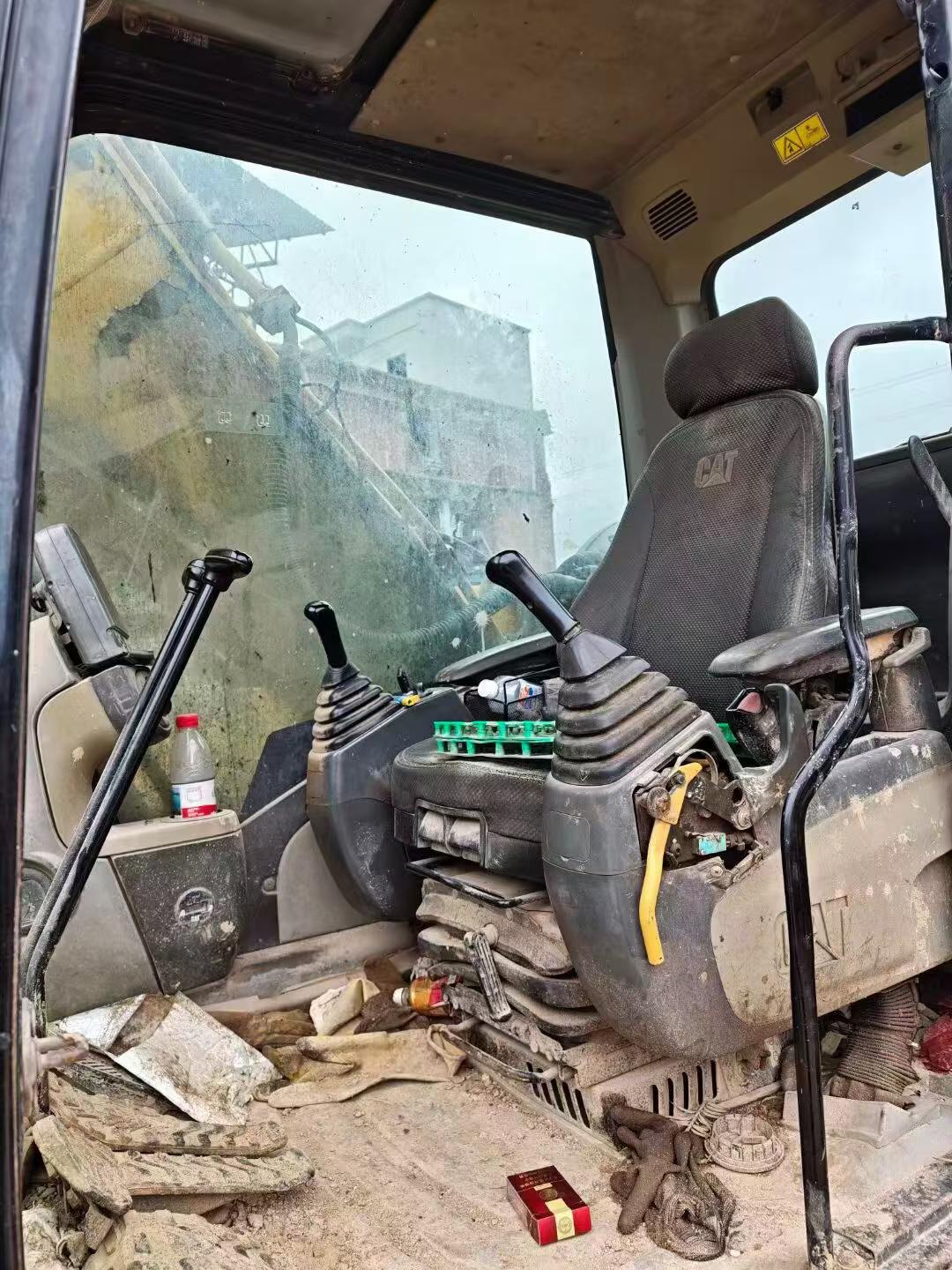 Buy Caterpillar 320D Used Excavator / 9