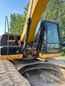 Buy Caterpillar 323 Used Excavator / 5 Buy Caterpillar 323 Used Excavator / 5