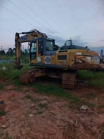 Buy XCMG XE270DK Used Excavator / 4 Buy XCMG XE270DK Used Excavator / 4