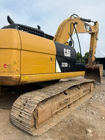 Buy Caterpillar 323D2L Used Excavator / 3 Buy Caterpillar 323D2L Used Excavator / 3