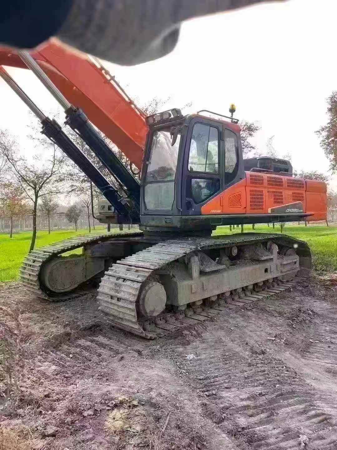 Buy Doosan DX520LC Used Excavator / 2