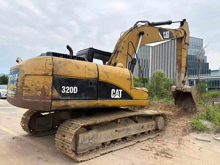 Buy Caterpillar 320D Used Excavator / 1